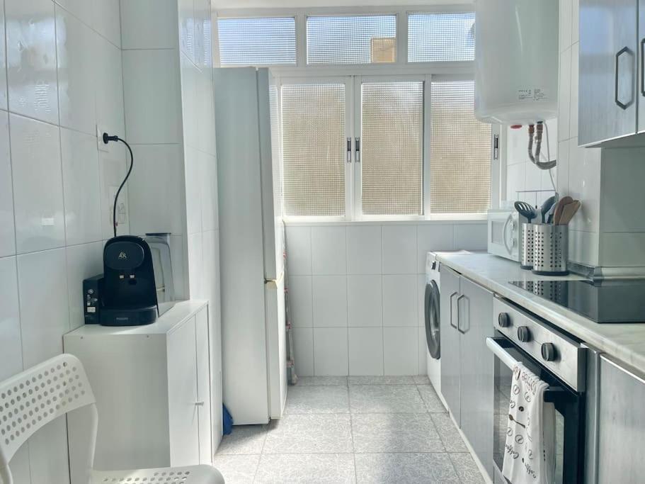 3 Habitaciones, Terraza Y A 200 Metros De La Playa Málaga Exterior foto